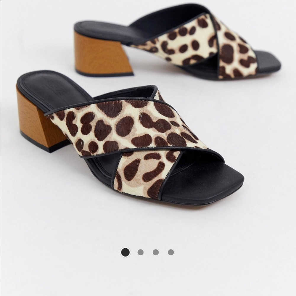 Tiana leather premium mule sandals in
leopard print